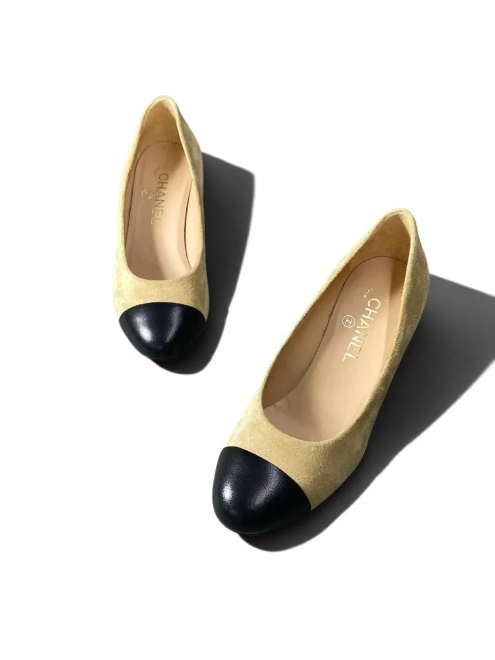Chanel Quilted Chain Trim Pumps Beige Black Suede Heel
